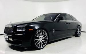 Rolls-Royce Ghost on Forgiato Wheels (FLOW 001) 2019 года